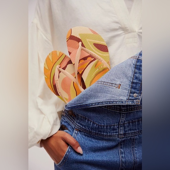 NWT Havaianas Slim High Trend Flip Flops - Picture 1 of 3